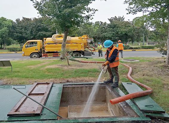 中沙化油池清理